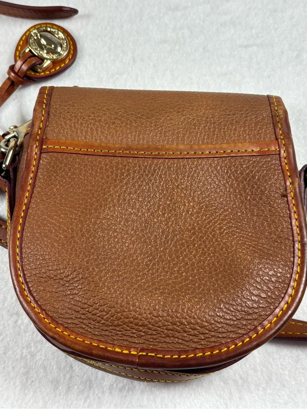 Vintage 90s Y2K Dooney & Bourke All Weather Leather AWL Cavalry Crossbody